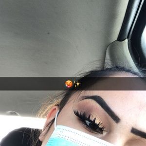 Meet your Posher, Aurora